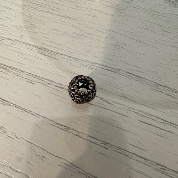 PANDORA Silver Flowers Charm - Picture 3 of 3